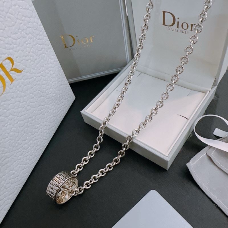 Christian Dior Necklaces